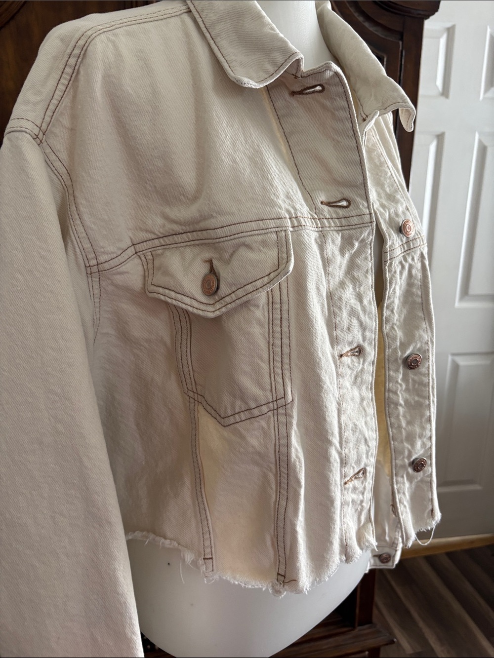 Wild Fable cream cropped denim jacket - Picture 9 of 13
